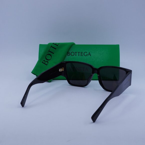 Bottega Veneta BV1285S 001 Sunglasses Black Square Frame, Grey Lenses